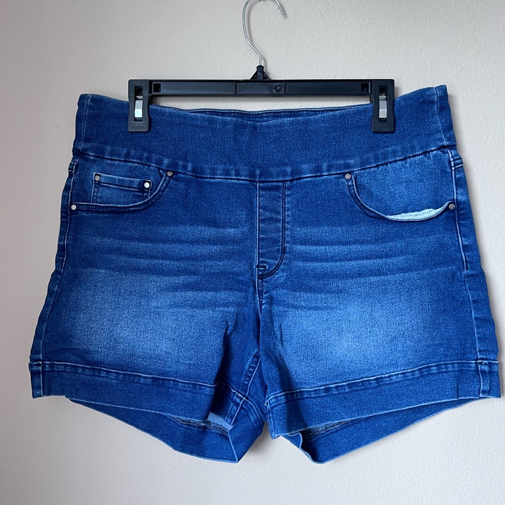 SoundStyle Jean Shorts EUC